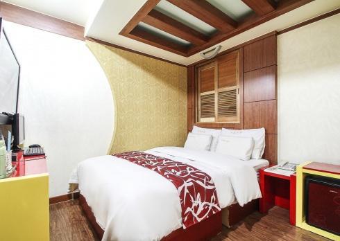 Couple Motel Seul Zewnętrze zdjęcie