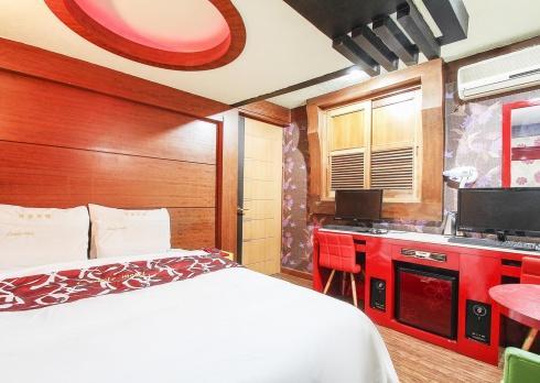 Couple Motel Seul Zewnętrze zdjęcie