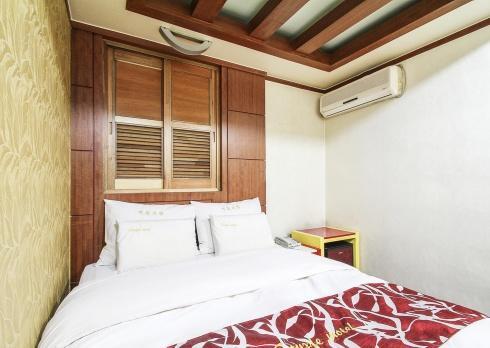 Couple Motel Seul Zewnętrze zdjęcie